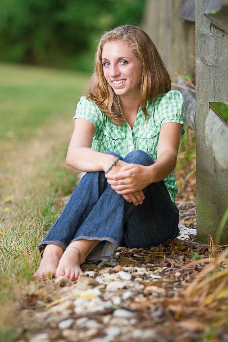 Mechanicsburg senior girl urban stylish pose